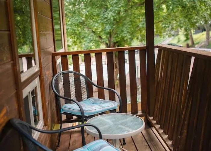 Rustic For 2 In Oak Creek Sycamore Holiday home *